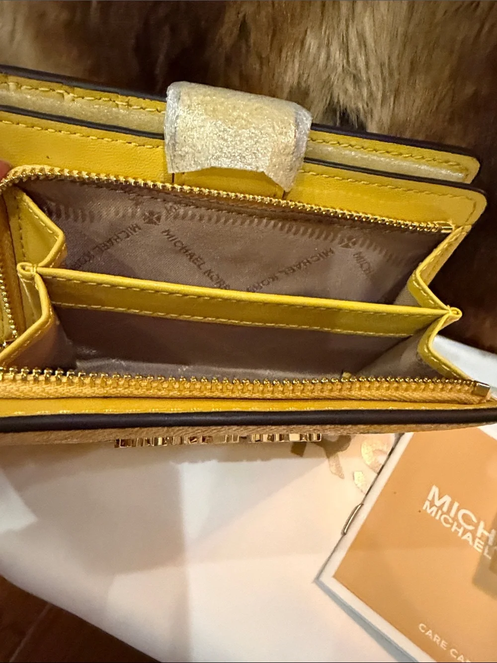 Michael Kors compact michael